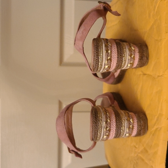 Paloma Barcelo Wedges - Picture 5 of 8